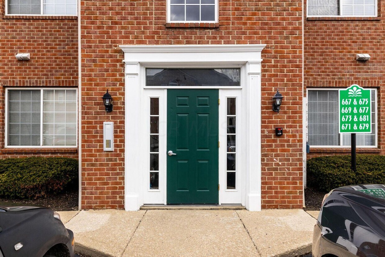 677 Spring Valley Dr Unit 677, Lewis Center, OH 43035 Condo for Rent