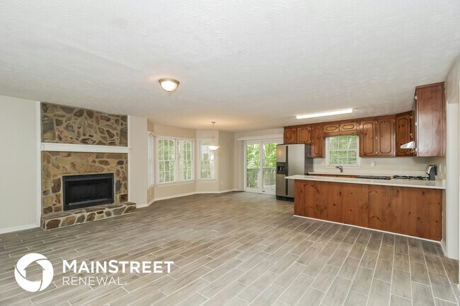 Building Photo - 345 Justin Dr