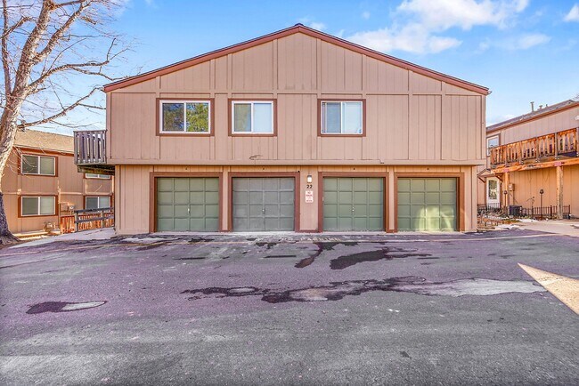 Photo - 7700 W Glasgow Pl Townhome