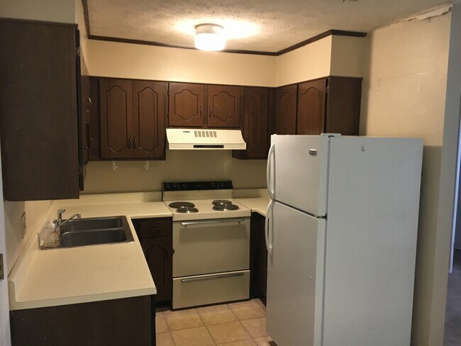 Foto del edificio - 2302 Rocky Brook Rd