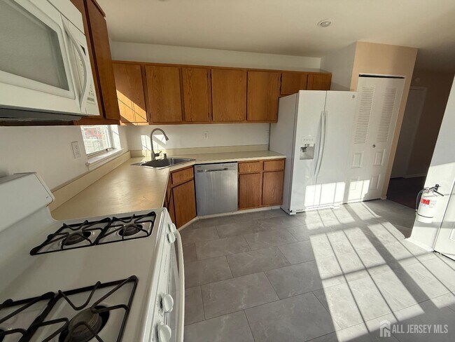 Foto del edificio - 351 Constitution Cir