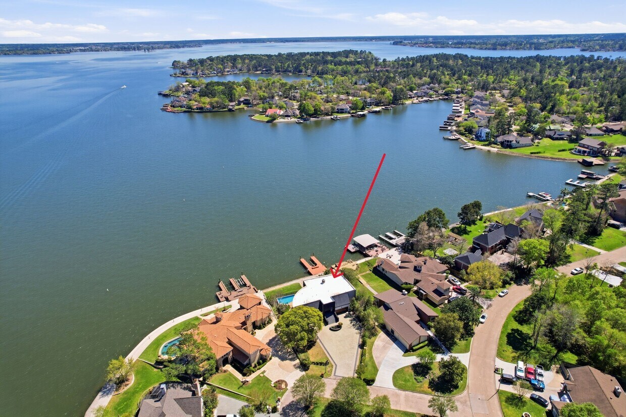 Foto del edificio - 11707 Edgewater Ct