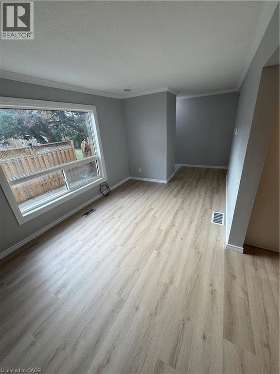 Building Photo - 1208 Guelph Line