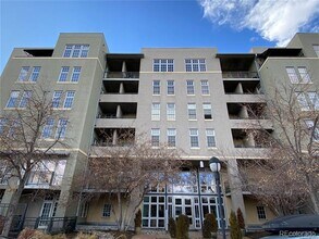 Building Photo - 275 S Harrison St
