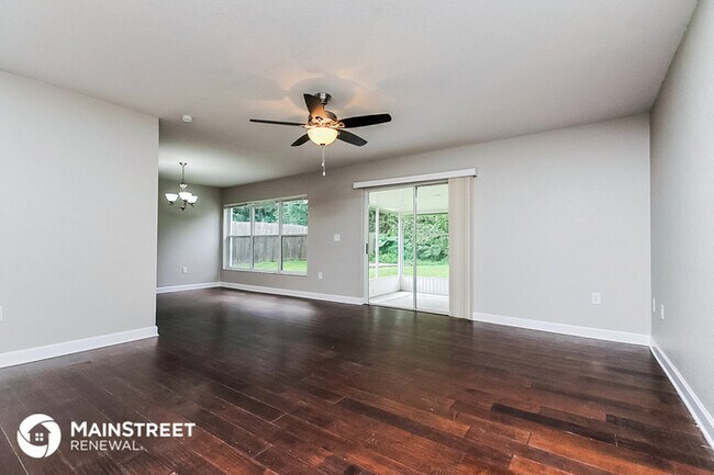 Building Photo - 2334 Maple Hill Dr
