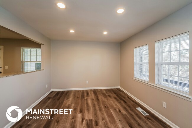 Foto del edificio - 1405 Highland Dr