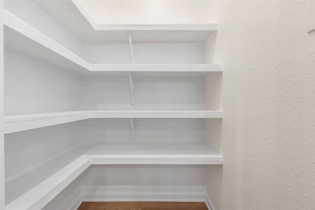 Building Photo - 27390 Axis Deer Trl