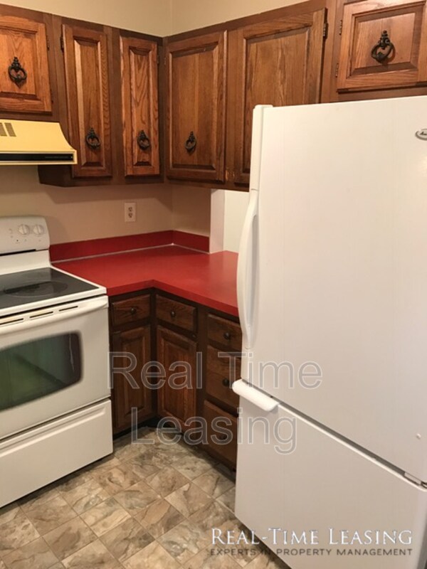 Building Photo - 13714 Heather Hills Dr