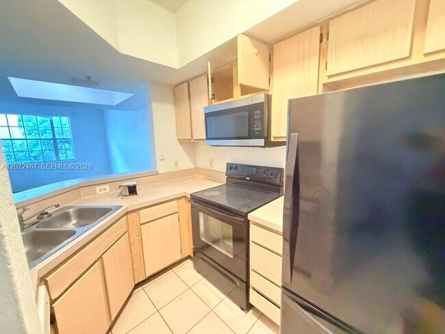 Foto del edificio - 701 SW 148th Ave