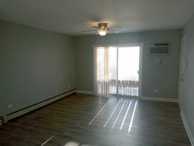 Foto del edificio - 21907 Jeffrey Ave