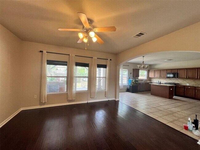 Foto del edificio - 10924 Reliance Creek Dr