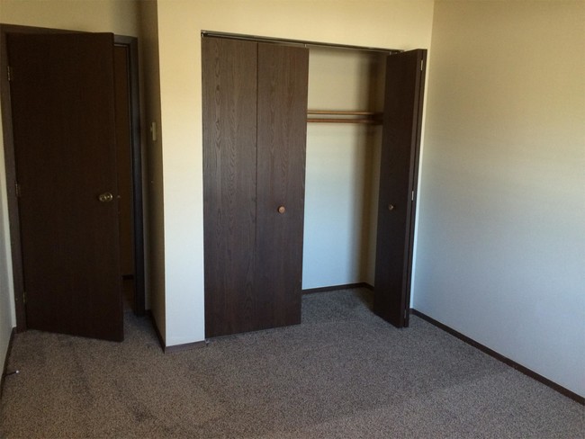 Foto del edificio - 2300 Schultz St
