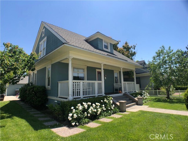 Building Photo - 393 N Shaffer St