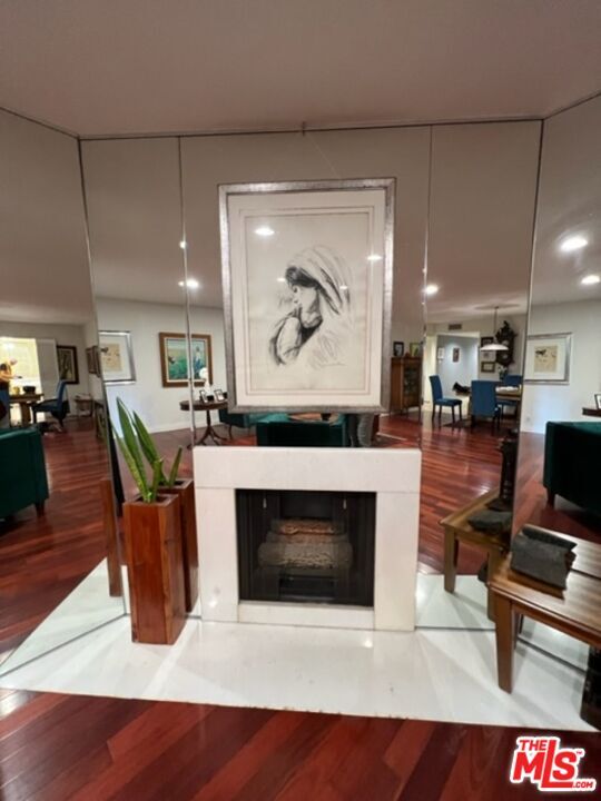 Foto del edificio - 5315 Yarmouth Ave