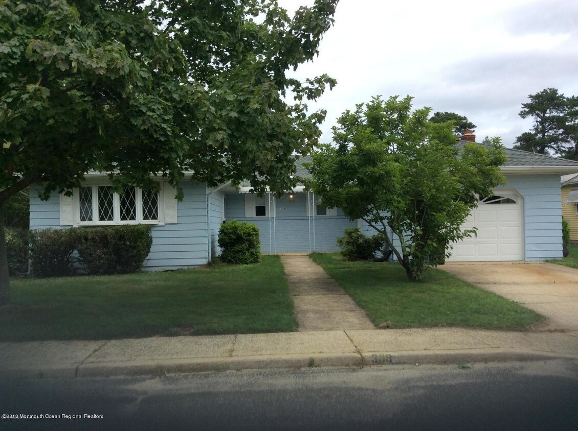 308 Fort De France Ave, Toms River, NJ 08757 House Rental in Toms River, NJ
