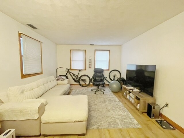 Building Photo - 92 Fellsmere Rd