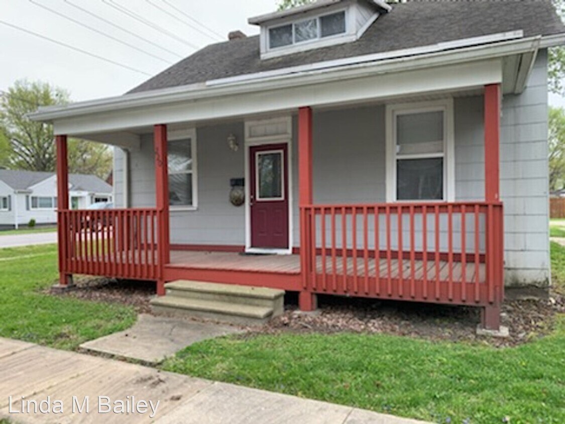2 br, 1 bath House 220 East South House Rental in Mascoutah, IL