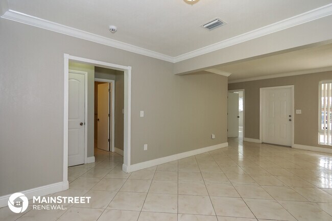 Building Photo - 7825 Kismet St