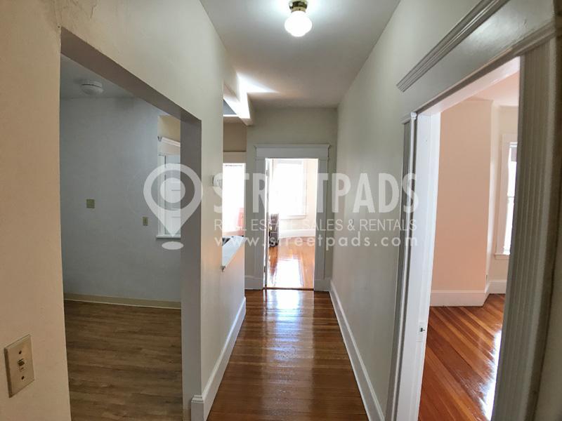 Foto principal - 2 bedroom in Brookline MA 02446