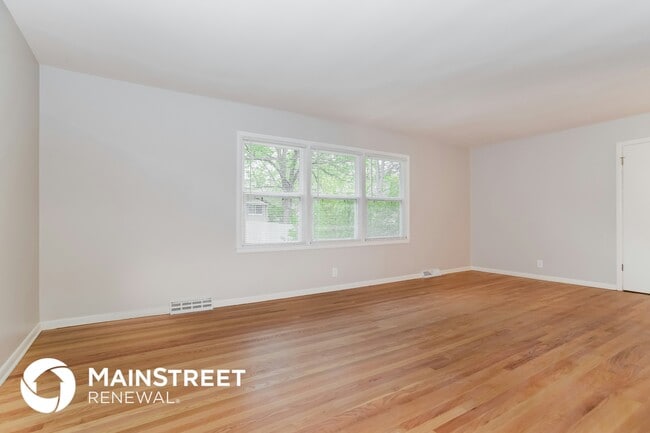 Building Photo - 8809 W 71st St