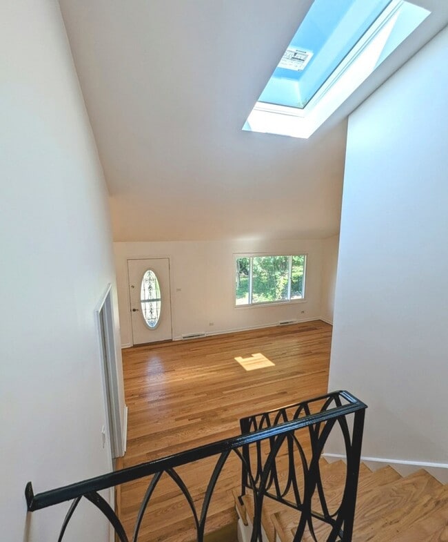 Building Photo - 8557 N National Ave