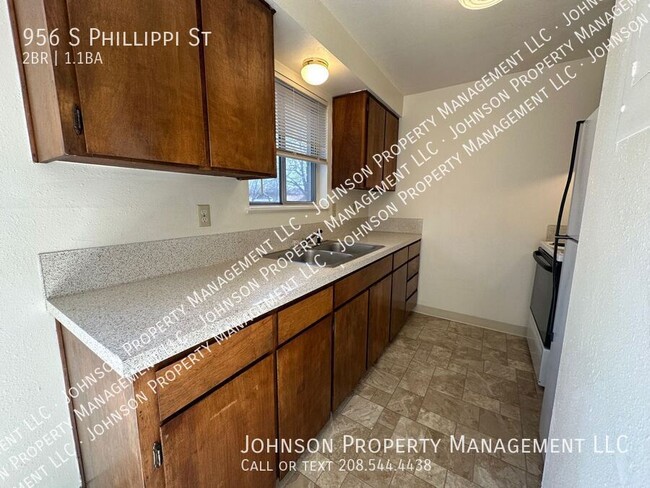 Building Photo - Discover Your Ideal Home at Phillippi Plac...