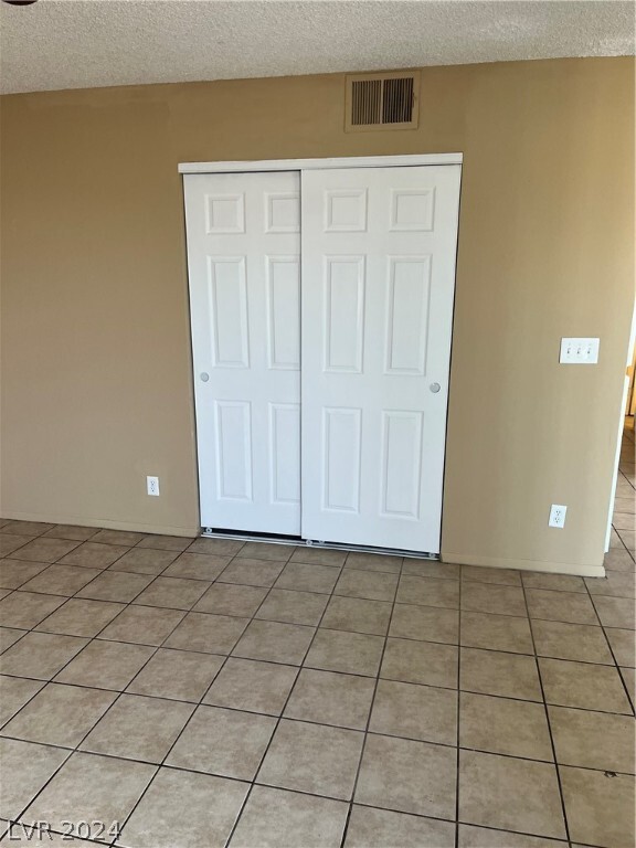 Building Photo - 6970 Appleton Dr