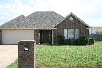 Building Photo - 186 CR 418