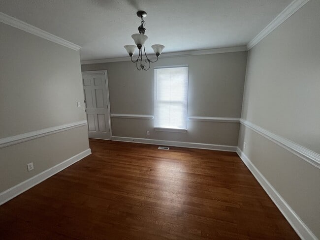 Building Photo - 3BD/2.5BTH RENTAL HOME