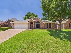 Building Photo - 1125 Prospect Dr