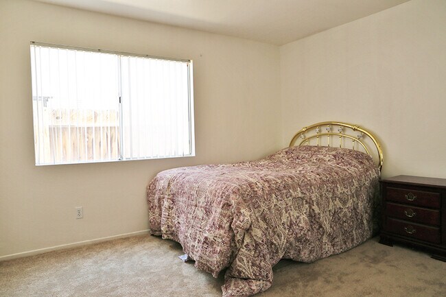 Foto del edificio - 3112 Caminito Ln