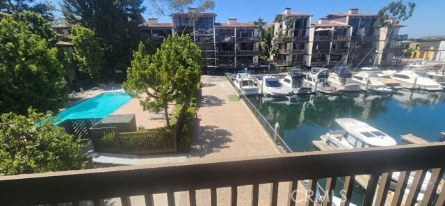 Foto del edificio - 6221 Marina Pacifica Dr N