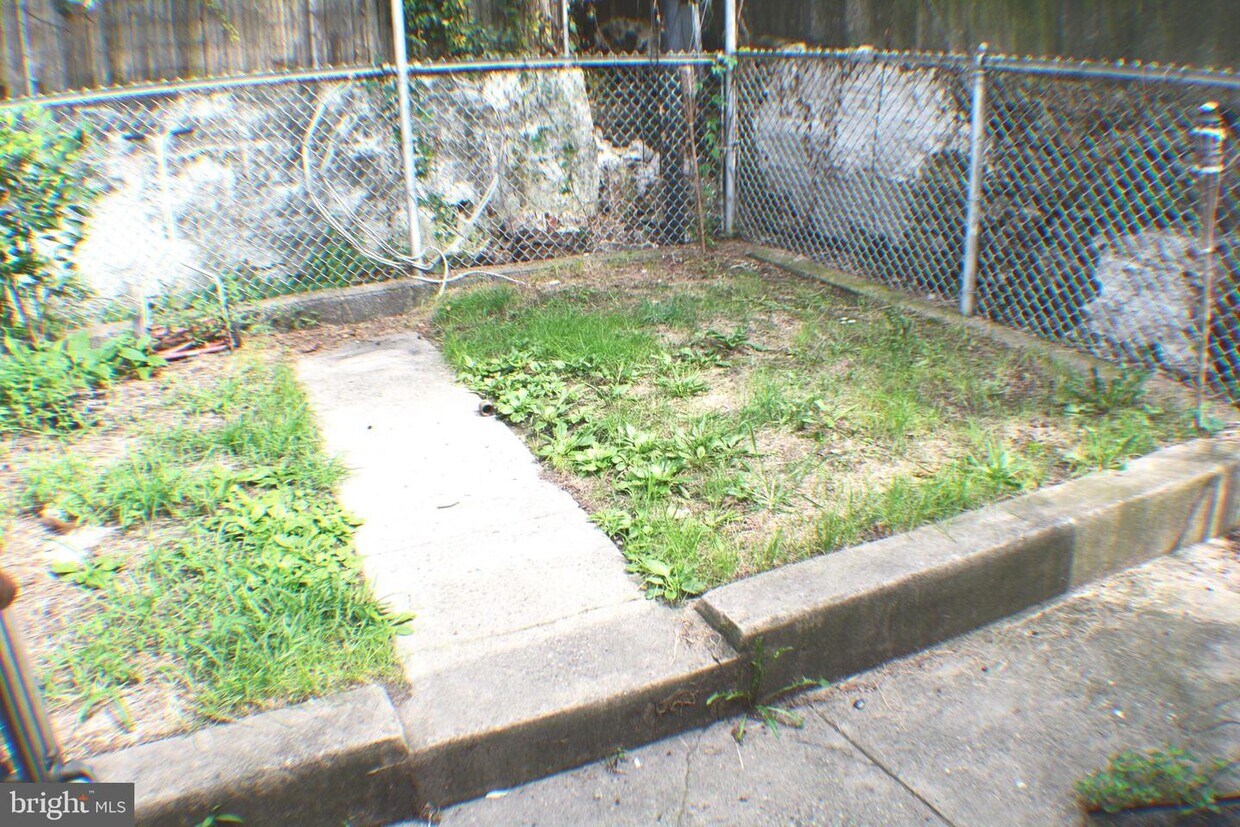 3708 Midvale Ave, Philadelphia, PA 19129 Townhome Rentals in