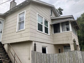 Building Photo - 1435 15th St N