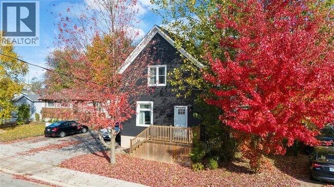 Photo du bâtiment - 374 Kerby St