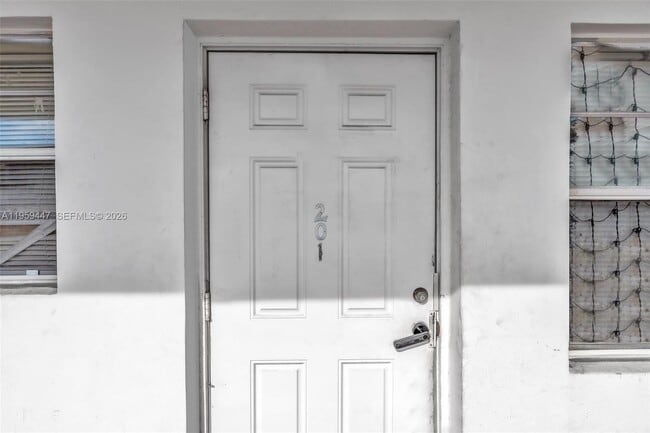 Building Photo - 1300 NW 43 Terrace