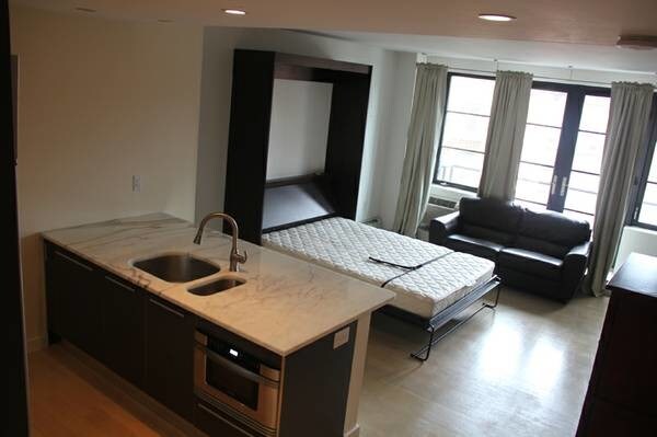 Foto principal - 527 Court St