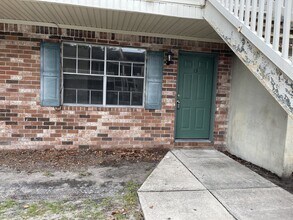 Building Photo - 215 Darsey Rd