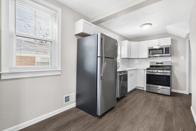 Foto del edificio - 1312 Pagel Ave