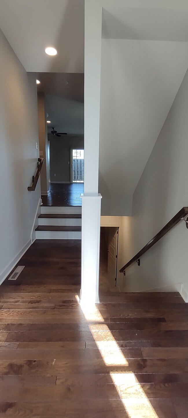 Foto del edificio - 15881 Valley View Dr