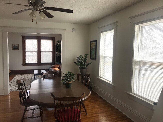 Foto del edificio - 1822 Pierce St NE