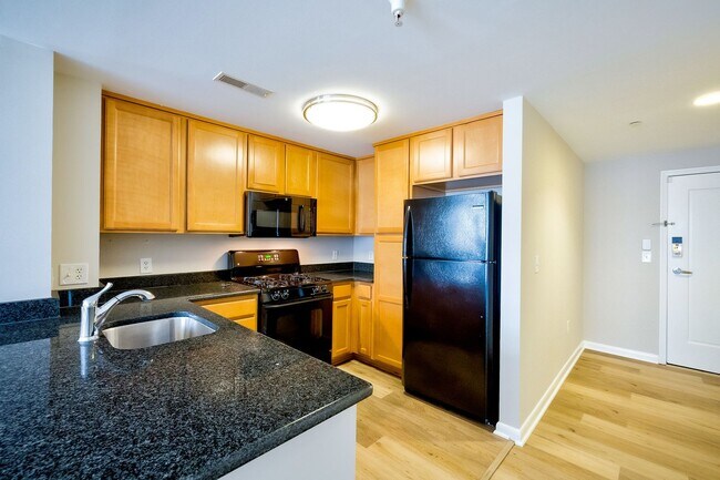 Foto del edificio - Modern Comfort 2BD/1BTH  in Navy Yard & So...