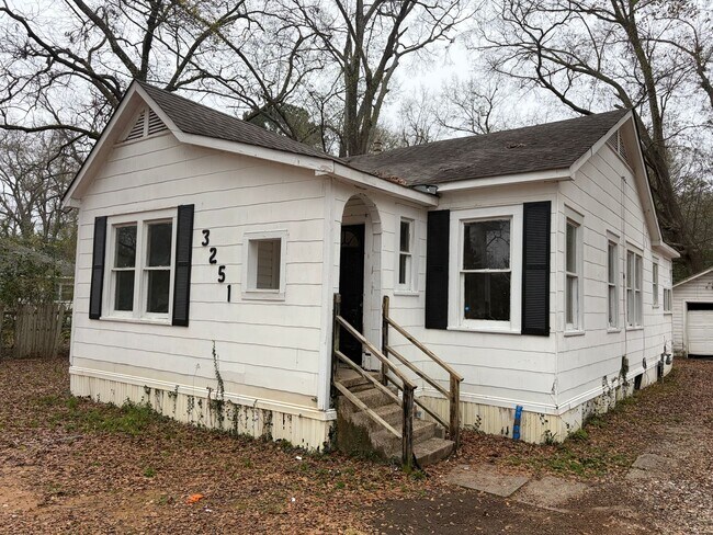 Foto del edificio - Gorgeous 2 Bedroom Home in Sunset Acres