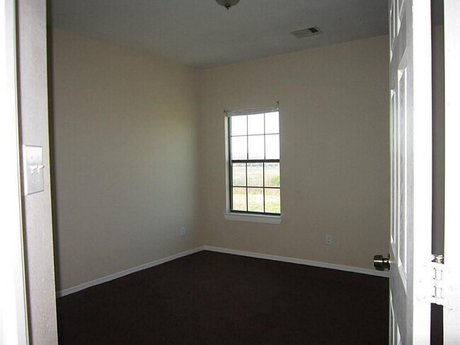 Building Photo - 4502 Mallow St