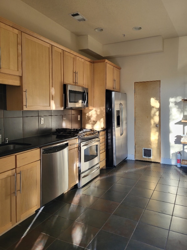 Foto del edificio - 893 Silver Ave SW