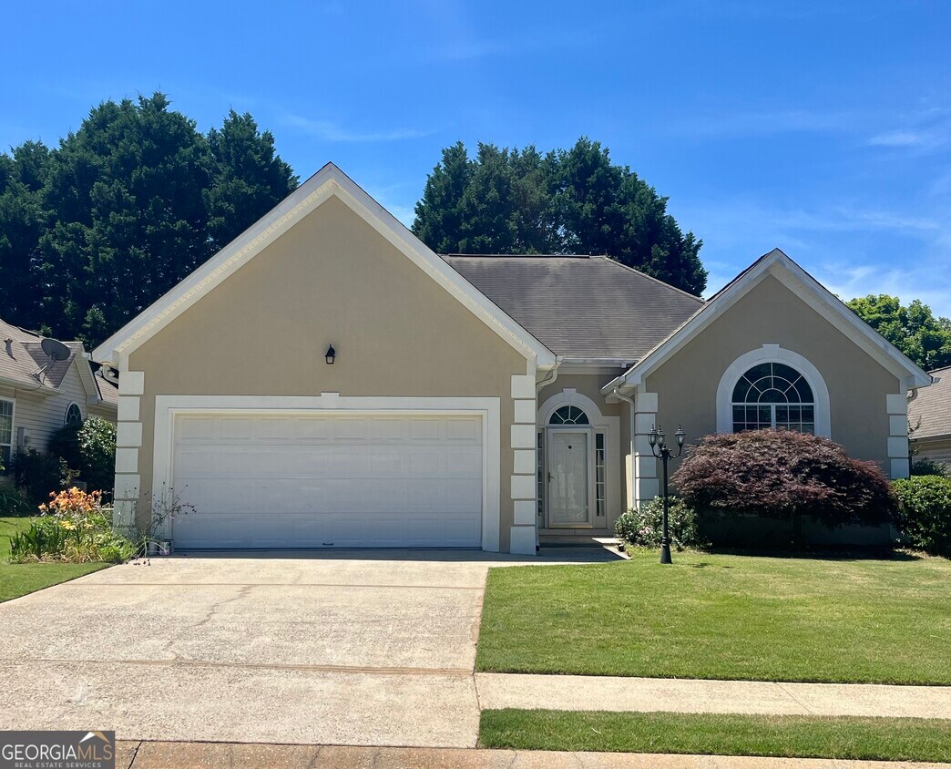 Foto principal - 220 Churchill Ct