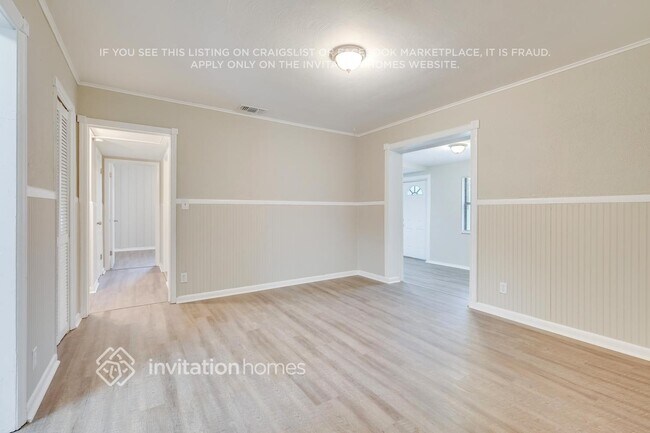 Foto del edificio - 6716 Wurn Park Ct