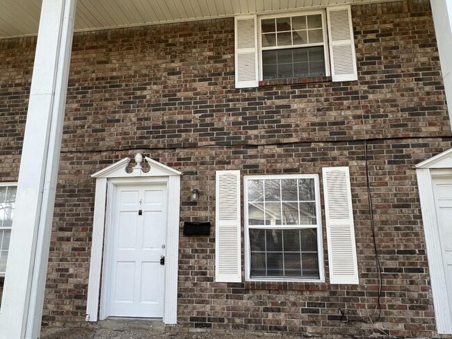 Foto del edificio - 422 Brown St