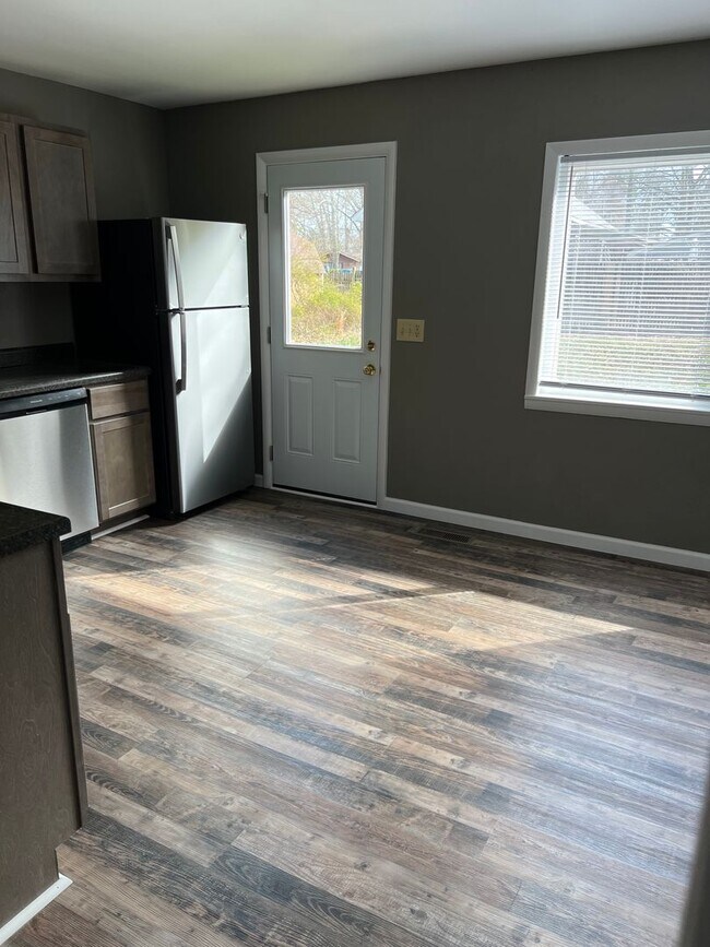 Foto del edificio - 617 W Owens St