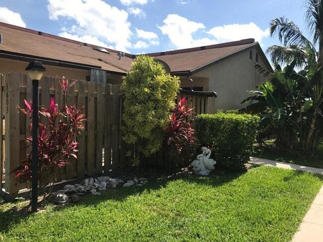 Photo - 3603 Waterview Cir Townhome